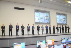 県外から多くの来賓が訪れた