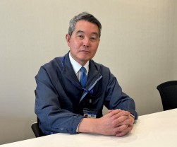 関谷会場長代行