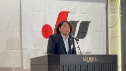 活動報告をするＪＵ岩手の菅原青年部会長