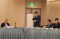 オリエントコーポレーションの笹島智哉執行役員があいさつ