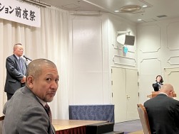 前夜祭の様子