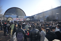 開場前から行列が出来た大阪オートメッセ２０２５