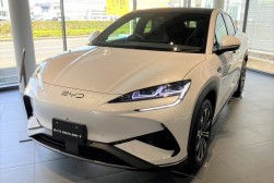 新型車両シーライオン７を展示
