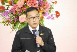 大峰統括部長は３６周年を迎えたことに感謝の気持ちを述べた