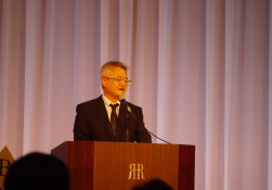来賓として、国交省の多田整備課長が祝辞を述べた
