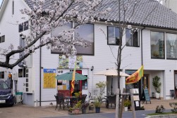 大阪、奈良、和歌山でスリランカ料理店も経営する（写真はラサ・ボジュン奈良）
