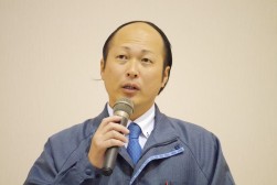 白石慶太営業課長が運営説明を行った