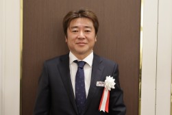 吉沢一孝氏