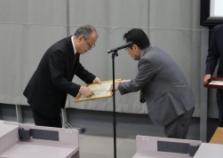 小野田会長・理事長に感謝状が授与された