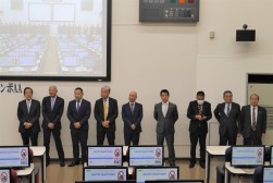 多くの来賓を招いて盛大に開催