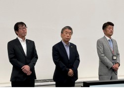 左からJU愛知・加藤会長、JU静岡・萩原会長、JU群馬・島副会長も来場
