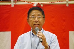 ＬＡＡ岡山の小東会場長が感謝の言葉を述べた