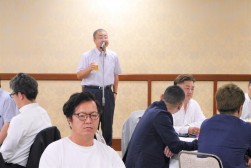 ＪＵ鹿児島の肝付俊明指導環境委員長があいさつ