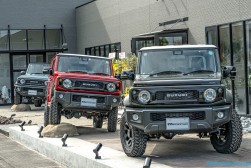 多くのデモカーを展示