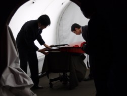 産学共同研究による自動車中古部品の形状自動計測装置（プロトタイプ）の展示