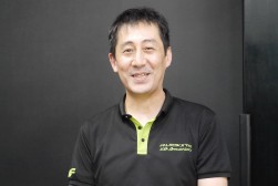 カーブティックイフの日坂哲志さん