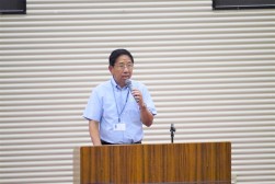 小東会場長が感謝の言葉を述べた