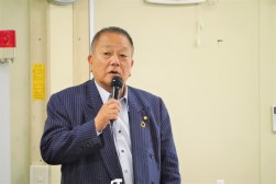 ＪＵ中四国の上田会長が祝辞を述べた