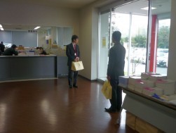 来場賞は先着順で手渡し