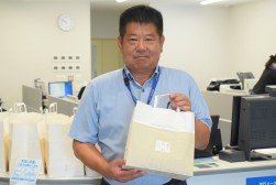 事務局責任者の大山健係長