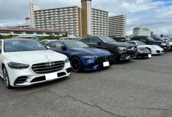 良質の輸入車も並ぶ