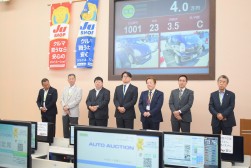 県外から多くの来賓が招かれた