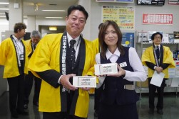 入場賞としてモバイルバッテリーをプレゼント