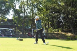 藤井武浩副会長・副理事長のティーショット