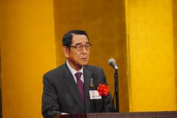 箕野北広島町長が祝辞を述べた