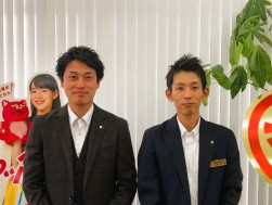 武田店長 （左）と 伊原チーフ （右