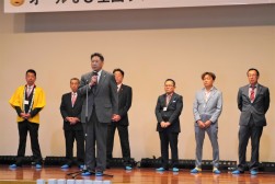 みやき町の岡町長があいさつを述べた