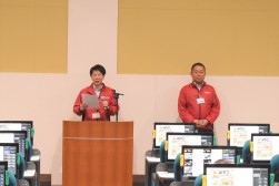 後藤竜也会場長（右）と中矢室長（左）