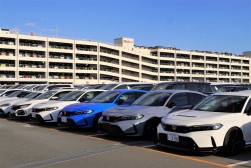 希少車も多く集まる