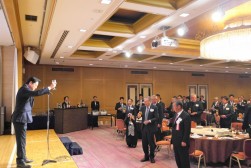 ＪＵ九州の出口流通委員長が乾杯の発声
