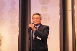 ＪＵコーポレーションの鈴木幸昭副会長が中締めのあいさつ