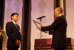 感謝状贈呈式を行った