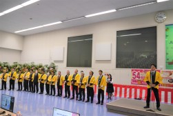 ＪＵ福岡役員が壇上に整列した