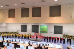 盛大なセレモニーを実施した