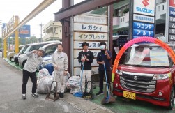 店舗周辺で清掃活動を一斉実施