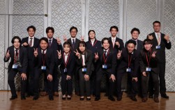 各社2名ずつ、計14名の精鋭が参加