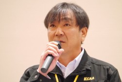 牟田会場長が会員への感謝の言葉を述べた
