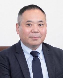 代表取締役社長　安田孝治