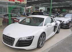 アウディＲ８など高級車を展示販売するＨ・Ｋ・Ｌ・Ｈ・Ｄ・Ｍｏｔｏｒｓ