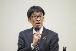 北口社長があいさつを述べた