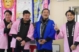 杉本流通委員長（写真右から２番目）は若手からも厚い信頼