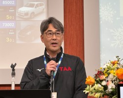 阿部会場長がイベントを紹介