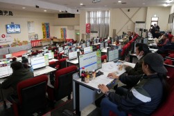 県内外から多数のバイヤーが集まった