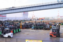フォークリフトの集荷に強み