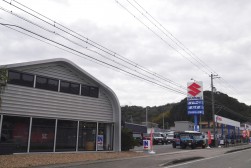 アウトクラスカーズ（スズキコンプリート販売徳島）