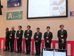 セリ開始前のセレモニー